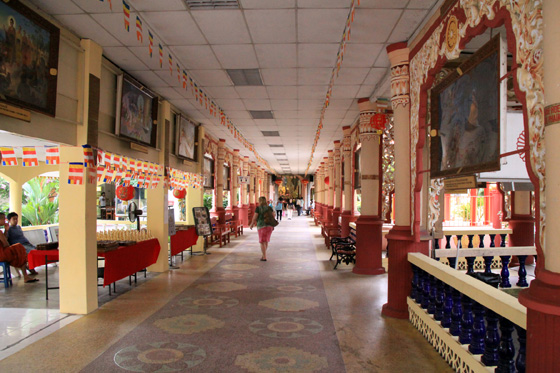 Dhammikarama burmese temple long corridor
