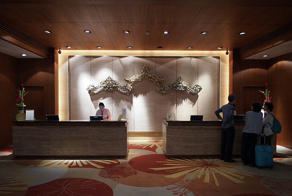 Shangri-La's Rasa Sayang Resort Lobby