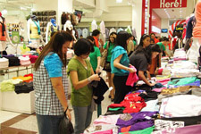 Factory Outlet Store (F.O.S.)