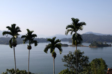 Lake Kenyir views