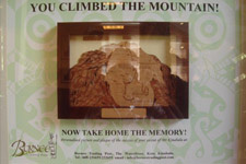 Plaque to remember the climb