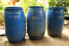 Cleaning bins for dive equipment