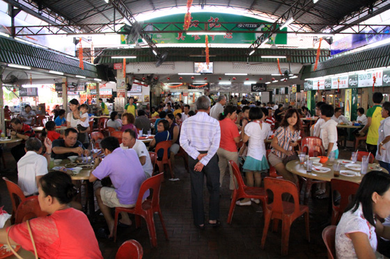 Taiping Food Court along Taman Tasik