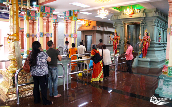 sri mahamariamman temple kuala lumpur 6