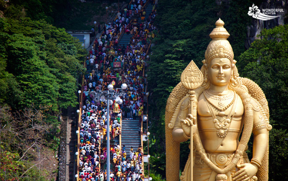 thaipusam crowds at the batu caves