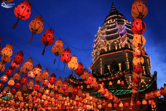 chinese-new-year-in-malaysia-kek-lok-si-penang-2