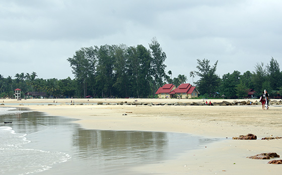 cherating-beach-malaysia-1