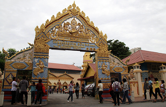 wat-chayamangkalaram-thai-buddhist-temple-14