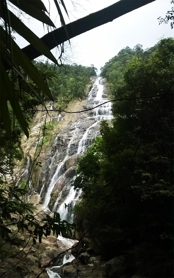 chemerong-waterfall-1