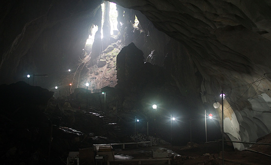 charah-caves-pahang-malaysia-5