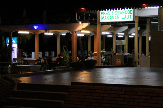 bayusenja hawker center 9