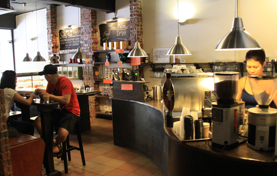 artisan roast coffee place ttdi 2