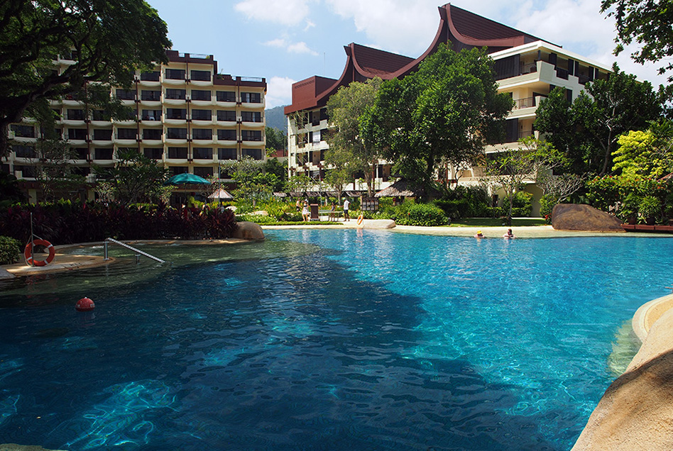 Shangri-La's Rasa Sayang Resort Pool