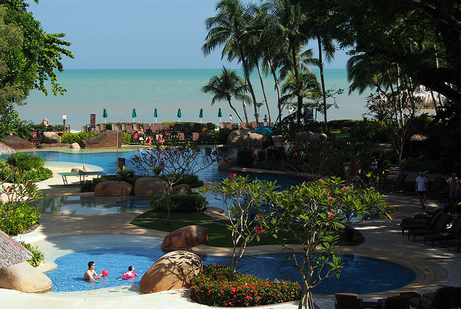 Shangri-La's Rasa Sayang Resort Pool