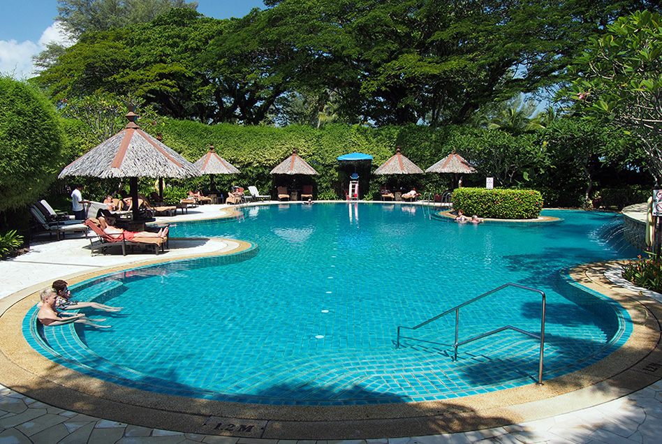Shangri-La's Rasa Sayang Resort Pool