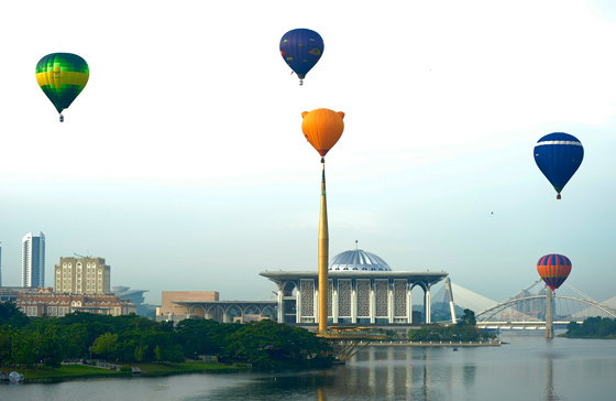 putrajaya-international-hot-air-balloon-fiesta-1