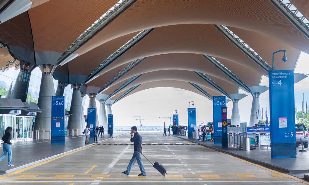 A 7-Step Guide to Packing Your Buckwheat Travel Pillow for Malaysia