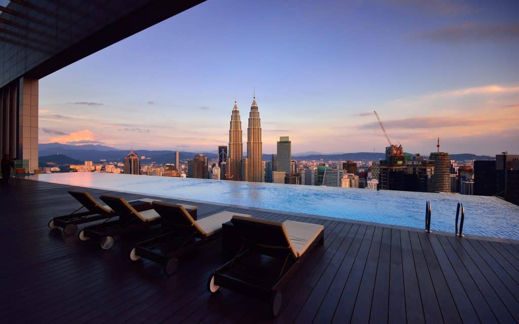 Benefits of Booking a Vacation Package When Traveling to Malaysia